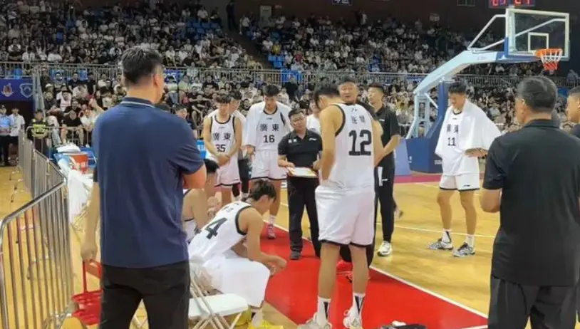 间的流逝, 核心后卫徐 间的流逝, 核心后卫徐