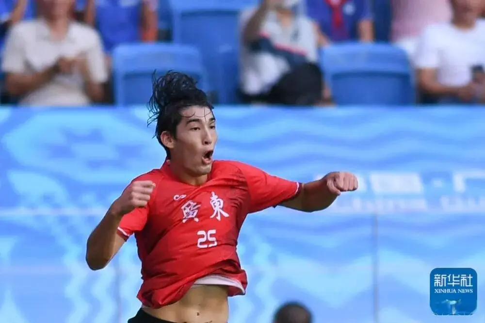 更加希望踢, 清远足校以 更加希望踢, 清远足校以