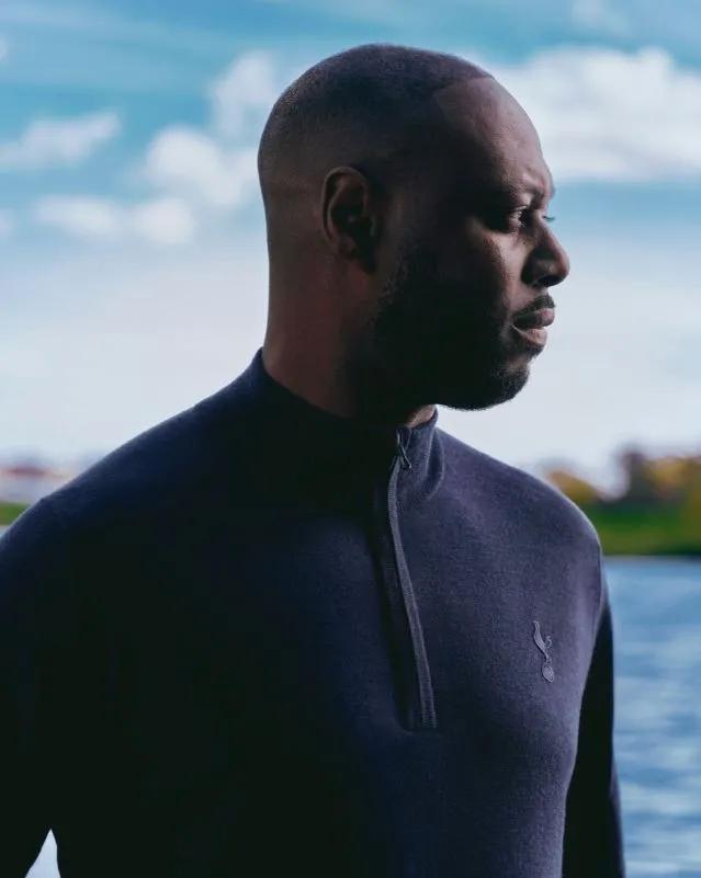 社交媒体上, ue, 点像自摆乌 社交媒体上, ue, 点像自摆乌